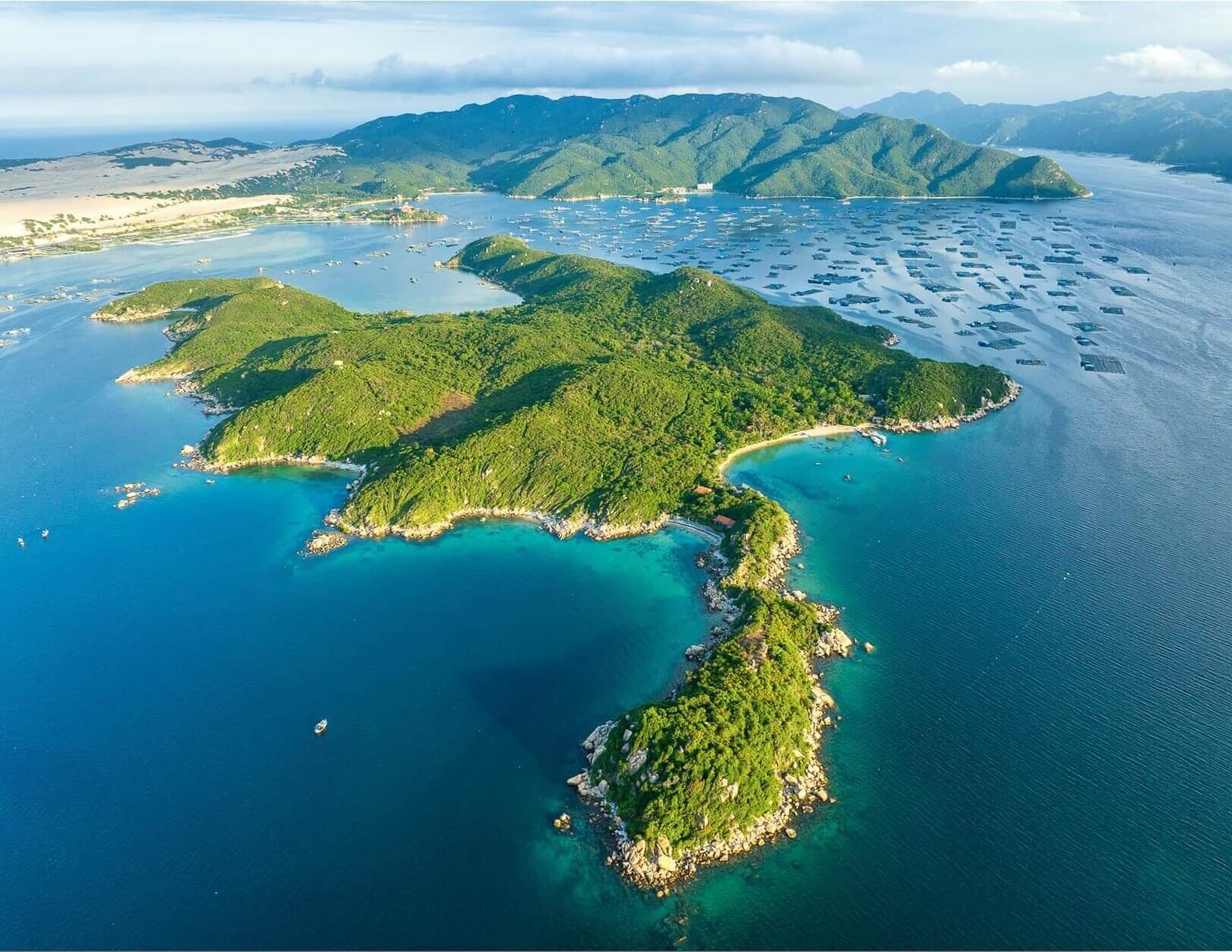 Vân Phong là vịnh biển đẹp bậc nhất thế giới!